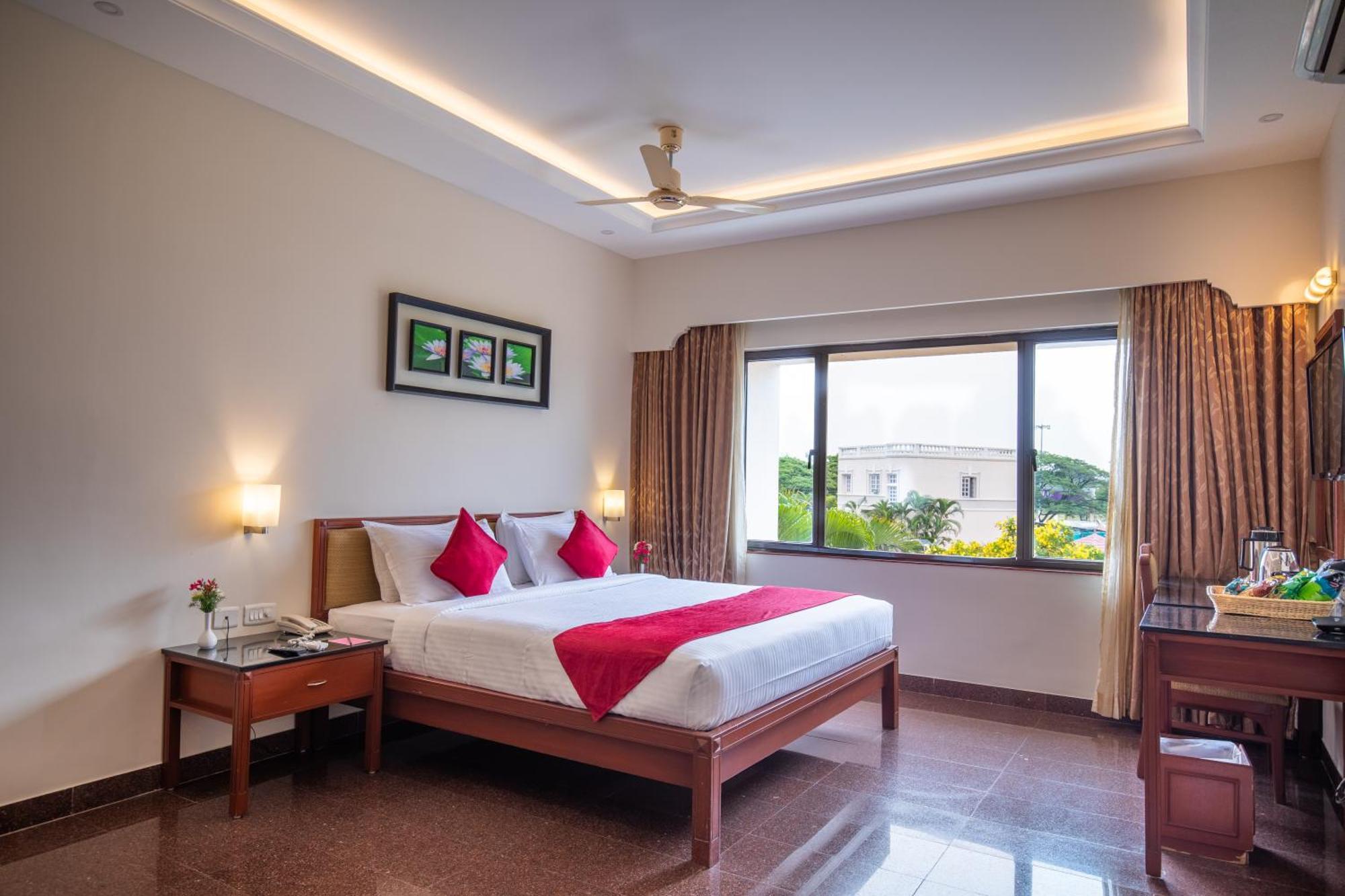 Отель Jenneys Residency Коимбатур Номер фото