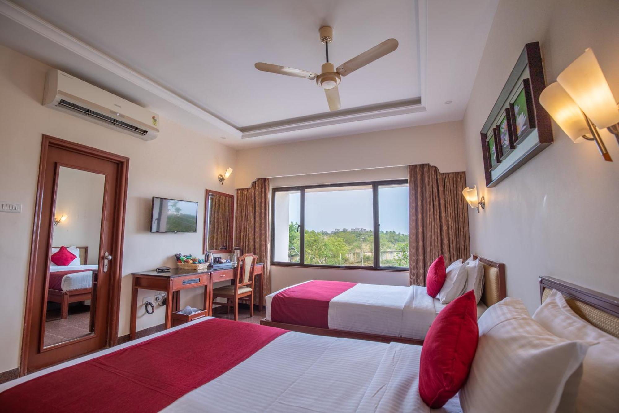 Отель Jenneys Residency Коимбатур Номер фото